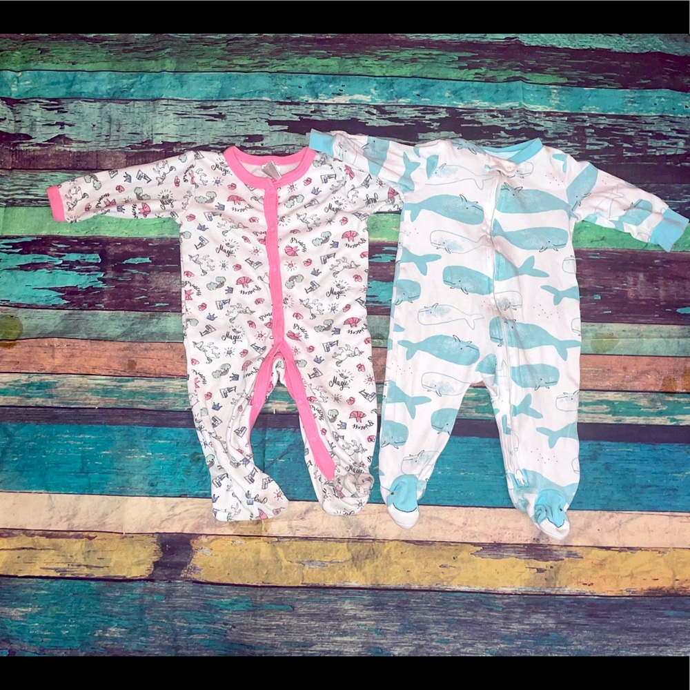 Two pajama sets 3-6 months